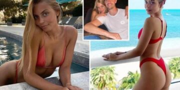 Alldaynews.gr Μόνο αυτή του βάζει γκολ! Βραβείο… MVP από εμάς στην «καυτή» σύντροφο του Κουρτουά! (φωτο)