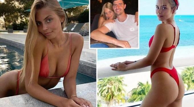 Alldaynews.gr Μόνο αυτή του βάζει γκολ! Βραβείο… MVP από εμάς στην «καυτή» σύντροφο του Κουρτουά! (φωτο)