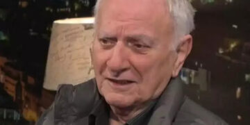 Κώστας Χαρδαβέλλας: «Έχω διαγράψει τη λέξη μητέρα από τη ζωή μου» – «Δεν την είπα ποτέ, δεν την χρησιμοποίησα ποτέ»