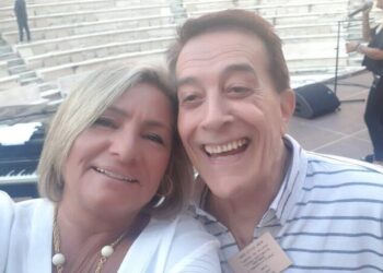 Συγκλονισμένη η Καρρέρ από τον χαμό του Δάκη: «Μέχρι χθες βράδυ του κρατούσα το χέρι»