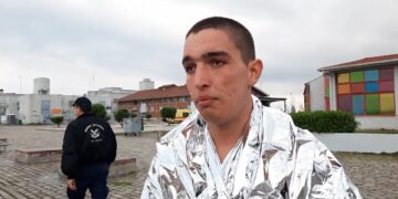 Alldaynews.gr Θεσσαλονίκη: 21χρονος βούτηξε στον Θερμαϊκό για να σώσει γυναίκα (video)