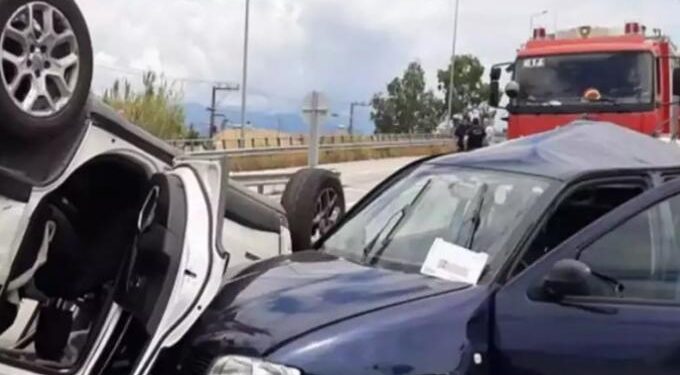 Βρήκαν γυναίκα νεκρή μέσα στο σπίτι της – Ο άντρας της πήρε το ΕΚΑΒ κι εξαφανίστηκε