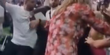 Alldaynews.gr MAD VMA 2022: Άγριος καυγάς ανάμεσα σε Snik και Light – Διακόπηκε η διοργάνωση