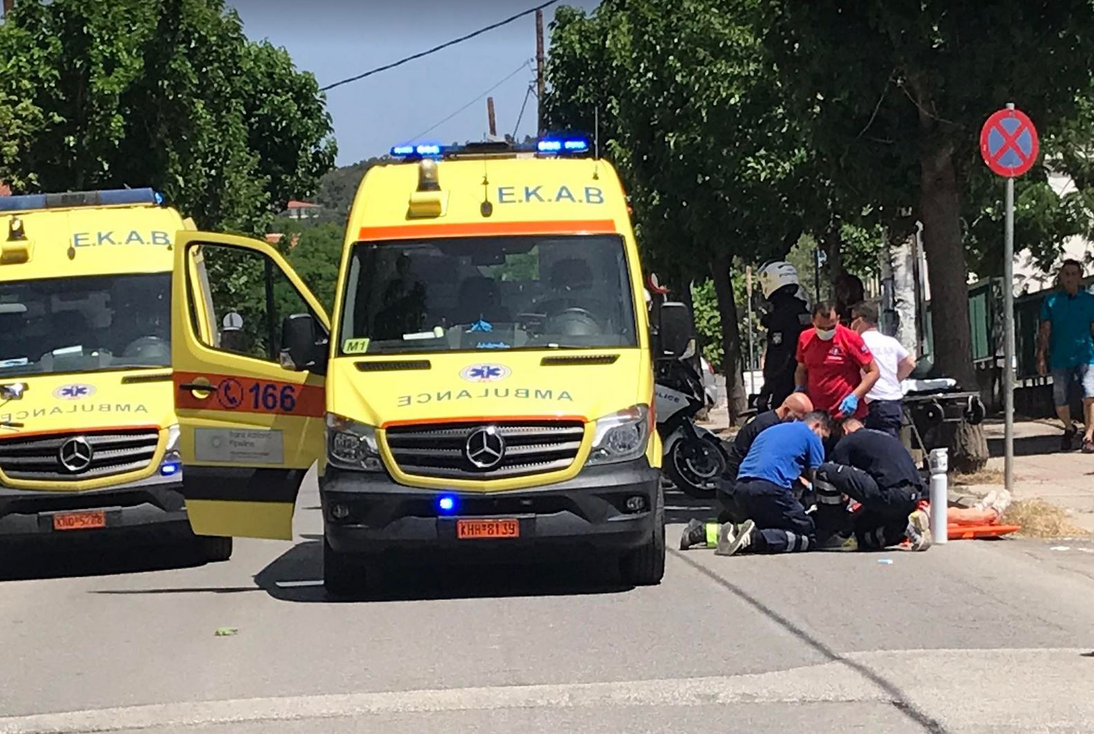 Κοζάνη: Τροχαίο ατύχημα με μαθήτρια - Παρασύρθηκε από αυτοκίνητο (φωτο, video)