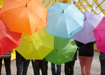 Ψυχολογία: Τι δείχνει το αγαπημένο σου χρώμα για την προσωπικότητά σου!