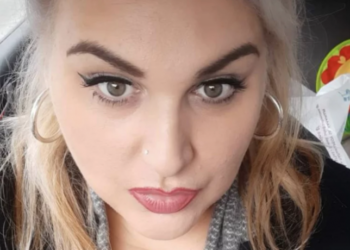 Πώς γλίστρησε η 36χρονη μητέρα δύο παιδιών – Μπήκε από το μπαλκόνι της γειτόνισσας γιατί ξέχασε την τσάντα της (video)