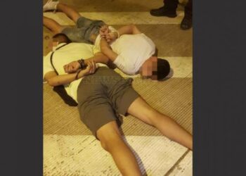 Χαλάνδρι: Άγρια καταδίωξη και συλλήψεις διαρρηκτών – Πετούσαν χρυσαφικά από τα παράθυρα (φωτο)