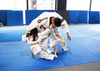 Συνελήφθη 46χρονος προπονητής πολεμικών τεχνών – Παρενόχληση καταγγέλλουν οκτώ μαθητές του