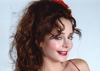 Δέσποινα Μοίρου: Μ’ αρέσουν οι αληθινά ώριμοι άντρες, τρελαίνομαι όταν βλέπω άσπρα μαλλιά