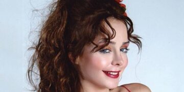 Alldaynews.gr Δέσποινα Μοίρου: Μ’ αρέσουν οι αληθινά ώριμοι άντρες, τρελαίνομαι όταν βλέπω άσπρα μαλλιά