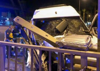 Ασύλληπτη Τραγωδία πριν απο Γάμο: Τροχαίο με 8 νεκρούς και 10 τραυματίες[photos]