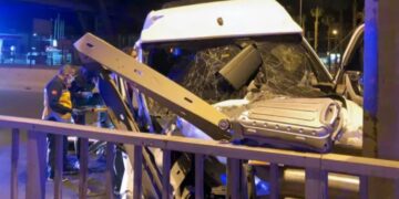 Ασύλληπτη Τραγωδία πριν απο Γάμο: Τροχαίο με 8 νεκρούς και 10 τραυματίες[photos]