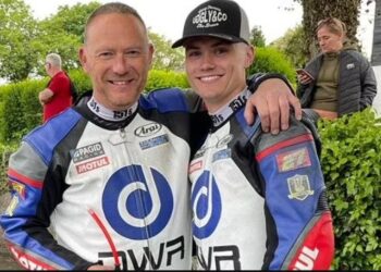 Οικογενειακή τραγωδία: Σκοτώθηκαν πατέρας και γιος στο Isle of Man TT- Το τρομακτικό βίντεο