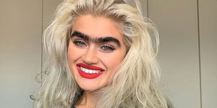 Αυτή είναι η νέα κριτής του GNTM: Όλα όσα θέλετε να ξέρετε για την Σοφία Χατζηπαντελή – Δείτε εικόνες