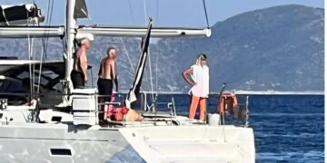 Αλόννησος: Έκρηξη με τρεις τραυματίες σε ιστιοπλοϊκό[photos]