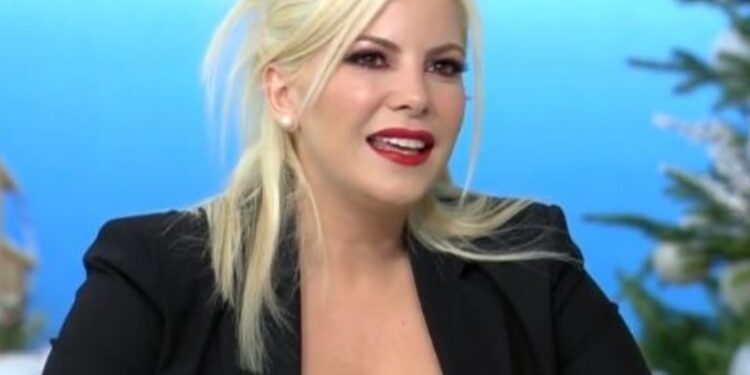 Ενα  χρόνο δεν την έχει δει κανείς: Πως είναι πλέον η Αντελίνα Βαρθακούρη[photos]