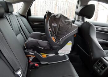 Αυτοκτόνησε όταν κατάλαβε ότι ο 18 μηνών γιος του πέθανε εξαιτίας του: Τον ξέχασε στο αυτοκίνητο (video)