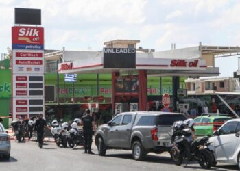 Έγκλημα στο Γέρακα-Ξεσπά ο πατέρας: ”Η νύχτα σκότωσε το παιδί μου-Οι Βρώμικοι Αστυνομικοί ξέρουν…”[Σκληρές Εικόνες]