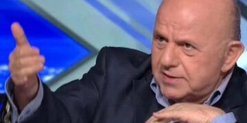 Alldaynews.gr X FACTOR: Με ανοιχτό το στόμα ο Μουρατίδης – Πες μου σε παρακαλώ να πυροβοληθώ, έχεις ντυθεί έτσι;