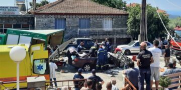 Alldaynews.gr Τροχαίο με τρεις νεκρούς στην Καβάλα: Συγκλονίζει η μητέρα του οδηγού φορτηγού: «Φεύγω μανούλα» είπε (φωτο, video)