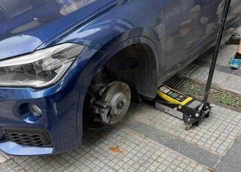 Θεσσαλονίκη: Σπείρα κλέβει ζαντολάστιχα από αυτοκίνητα – Θύμα και ο Αντιδήμαρχος Κοινωνικής Πολιτικής