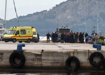 Θρίλερ στη Θεσσαλονίκη: Μάνα και γιός ανασύρθηκαν Νεκροί δεμένοι με χειροπέδες-Η Τραγική τους Ιστορία (φωτo, video)