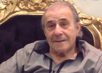 «Τέτοια χτυπήματα δεν αντέχονται. Σε φέρνουν αντιμέτωπο με τη ματαιότητα της ζωής, με το απόλυτο κενό» – Η προσωπική τραγωδία του Βασίλη Μαλούχου