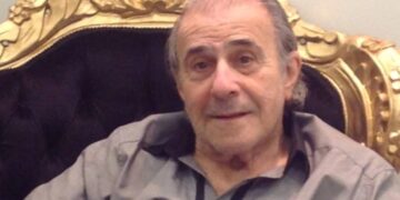 Alldaynews.gr «Τέτοια χτυπήματα δεν αντέχονται. Σε φέρνουν αντιμέτωπο με τη ματαιότητα της ζωής, με το απόλυτο κενό» – Η προσωπική τραγωδία του Βασίλη Μαλούχου