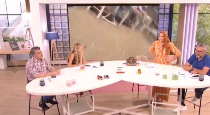 Σωριάστηκε ο κάμεραμαν στον αέρα του Mega: Τρόμαξαν στο πλατό – «Είναι καλά ο άνθρωπος;