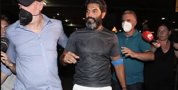 Survivor: Ο Σπύρος Μαρτίκας επέστρεψε στην Ελλάδα-Υποδοχή μεγάλου Star στο αεροδρόμιο[Φωτογραφίες]