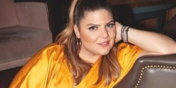Alldaynews.gr Άσχημα νέα για την Δανάη Μπάρκα-Εκτός εκπομπής η αγαπημένη παρουσιάστρια
