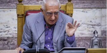 Στο Νοσοκομείο ο Νικήτας Κακλαμάνης-Εισήχθη Εκτάκτως στο «Ελπίς»