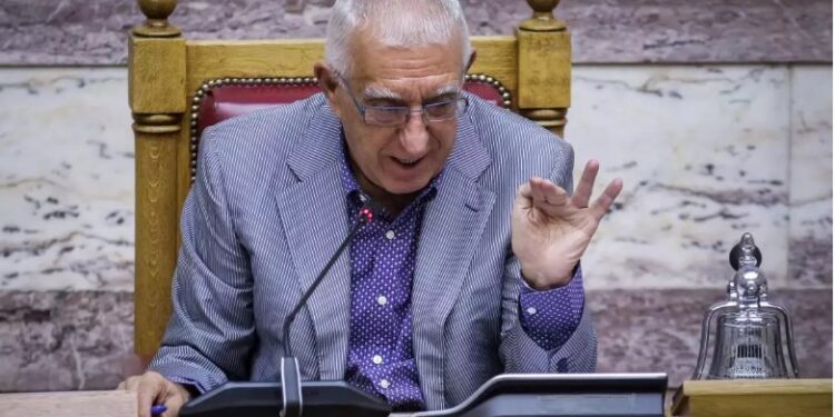 Στο Νοσοκομείο ο Νικήτας Κακλαμάνης-Εισήχθη Εκτάκτως στο «Ελπίς»