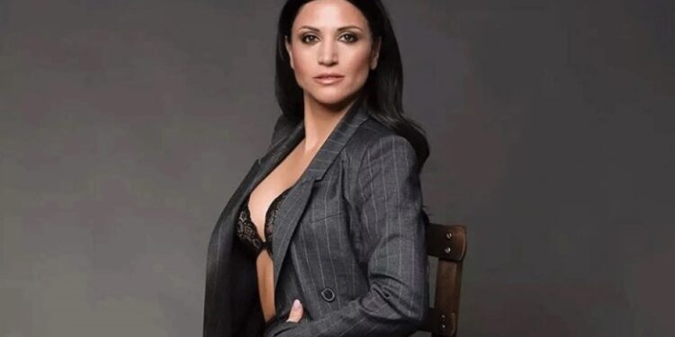 Alldaynews.gr Σοφία Παυλίδου: Ποζάρει ολόγυμνη και ρίχνει το Instagram!