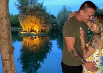 Οργάνωσε τα πάντα για να της κάνει πρόταση γάμου – Τελικά το δαχτυλίδι του έπεσε στο νερό (video)