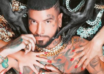 «O Snik ακύρωσε live γιατί δεν του έκλεισαν εισιτήριο Business Class», λέει το μαγαζί