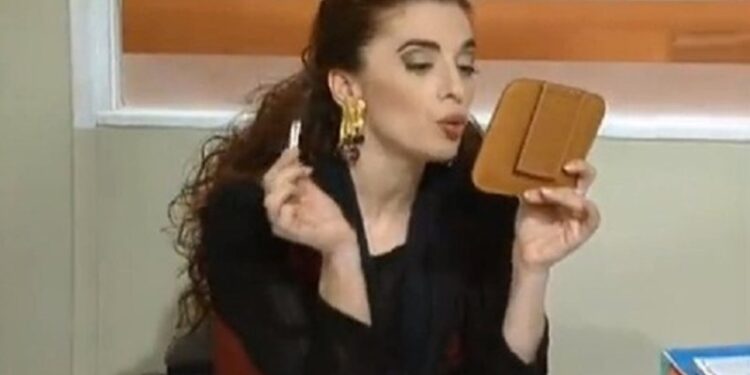 Θυμάστε την Σόφη από το Ντόλτσε Βίτα; Δείτε πώς είναι σήμερα