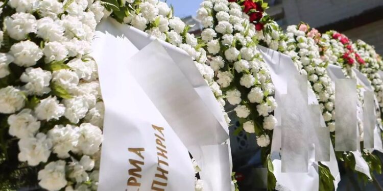 Alldaynews.gr Ανείπωτη Τραγωδία: 38χρονη κοπέλα πέθανε στην κηδεία του θείου της-Μητέρα ενος παιδιού