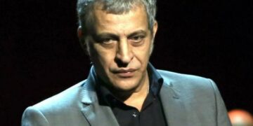 Alldaynews.gr Μπουρνάζι: Φωτογραφίες από τη στιγμή της σύλληψης του τράπερ για οπλοκατοχή (φωτο, video)