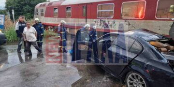 Alldaynews.gr Σκύδρα: Σε σοβαρή κατάσταση η μία τραυματίας από τη σύγκρουση τρένου με αυτοκίνητο – “Νοσηλεύεται στο “Παπανικολάου”