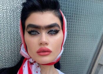 Σοφία Χατζηπαντέλη: Έχει ονομάσει τα φρύδια της «Βερόνικα»-Είναι μια κούκλα[photos]