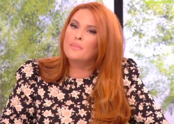 Έξαλλη η Σίσσυ Χρηστίδου-Δεν άντεξε και τα είπε On Air[video]