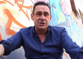 Κατασκοπευτικό θρίλερ: Άρθρο – Βόμβα για τον Πολ Μέησον! Ο Βαρουφάκης και οι φίλοι του Πούτιν – Ανακοίνωση του ΜέΡΑ25