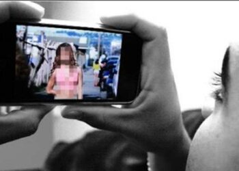 Alldaynews.gr Παιδική πορνογραφία: Συνέλαβαν 43χρονο υπάλληλο σούπερ μάρκετ με 2,5 εκατ. αρχεία