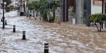 Alldaynews.gr Σοκαριστική Προειδοποίηση Μαρουσάκη για την κακοκαιρία: Ίσως ρίξει πάνω από 70 τόνους νερού ανά στρέμμα – Κίνδυνος για πλημμύρες