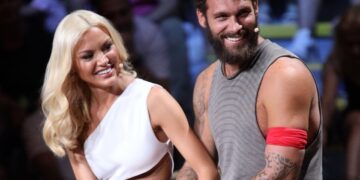 Σχίζας και Παναγιώταρου σε οίκο νυφικών! Τι τρέχει με το ζευγάρι….[video]