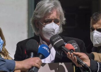 Alldaynews.gr Θρίλερ στην Πάτρα: Καθηλώνει ο γιατρός Ανδρέας Ηλιάδης για τα 3 νεκρά παιδιά – «Αυτός στην πραγματικότητα ήταν ο τρίτος θάνατος»