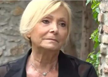 Νέλλη Γκίνη: «Διαλύθηκε η σχέση μας 15 μέρες πριν το γάμο, έκανα το λάθος να σταματήσω την εγκυμοσύνη μου»