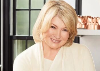 «Έτσι γνωρίζω άντρες εγώ, είναι όλοι παντρεμένοι με τις φίλες μου οπότε περιμένω να πεθάνουν»