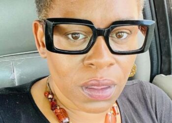 Νεκρή βρέθηκε η τραγουδίστρια και ηθοποιός Σόνκα Ντουκουρέ – Συμμετείχε στην ταινία «Έλβις»